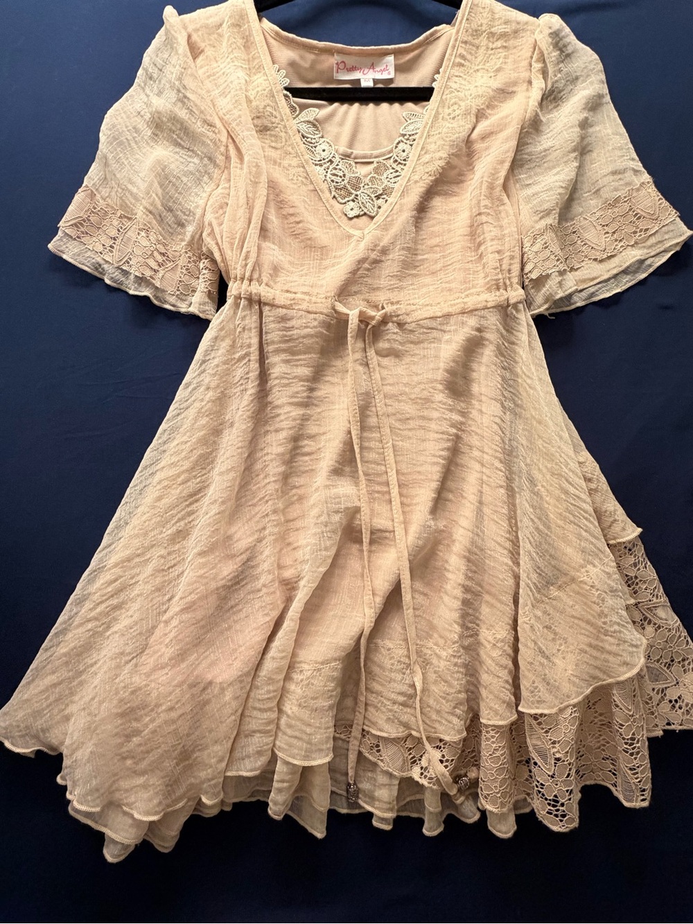 Pretty Angel Gilded Cream Lace-Accent Dress Sz M